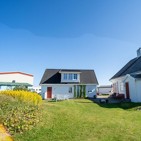 Den Gamle Fyrmesterboligen Andenes Buitenkant foto
