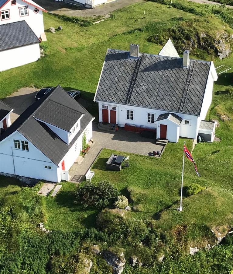 Den Gamle Fyrmesterboligen Andenes Buitenkant foto