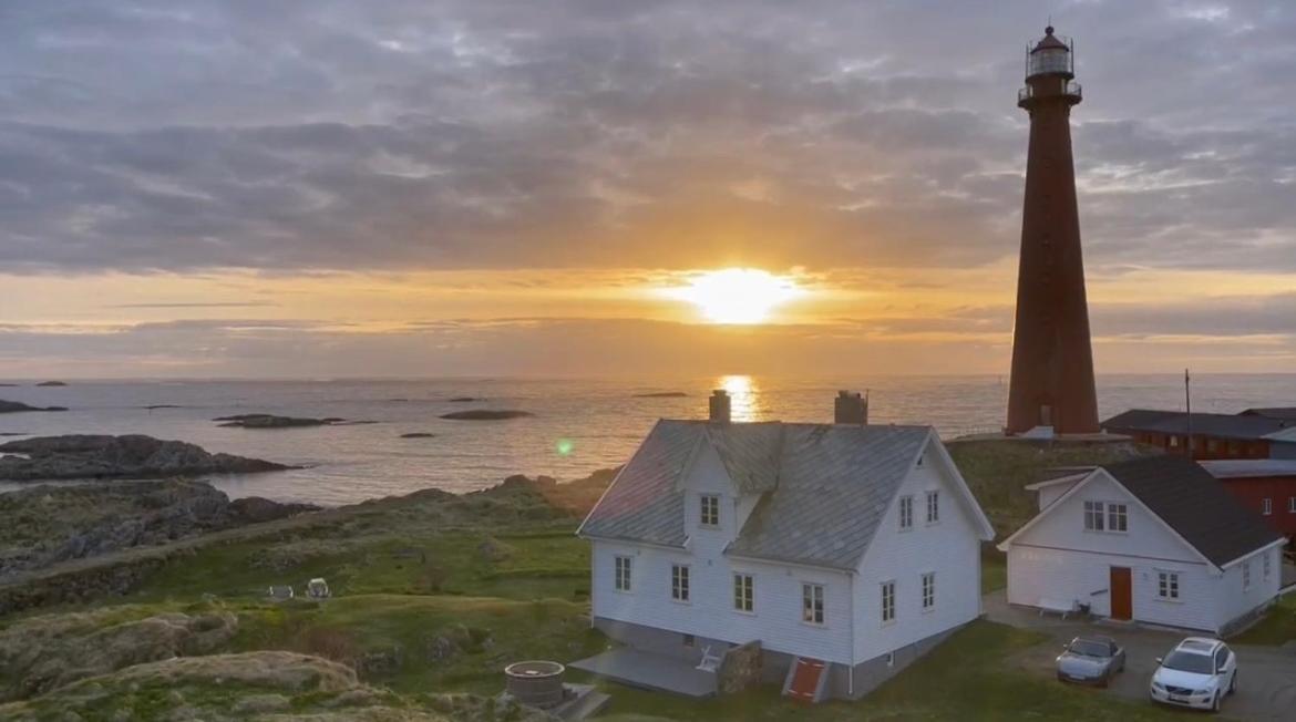 Den Gamle Fyrmesterboligen Andenes Buitenkant foto