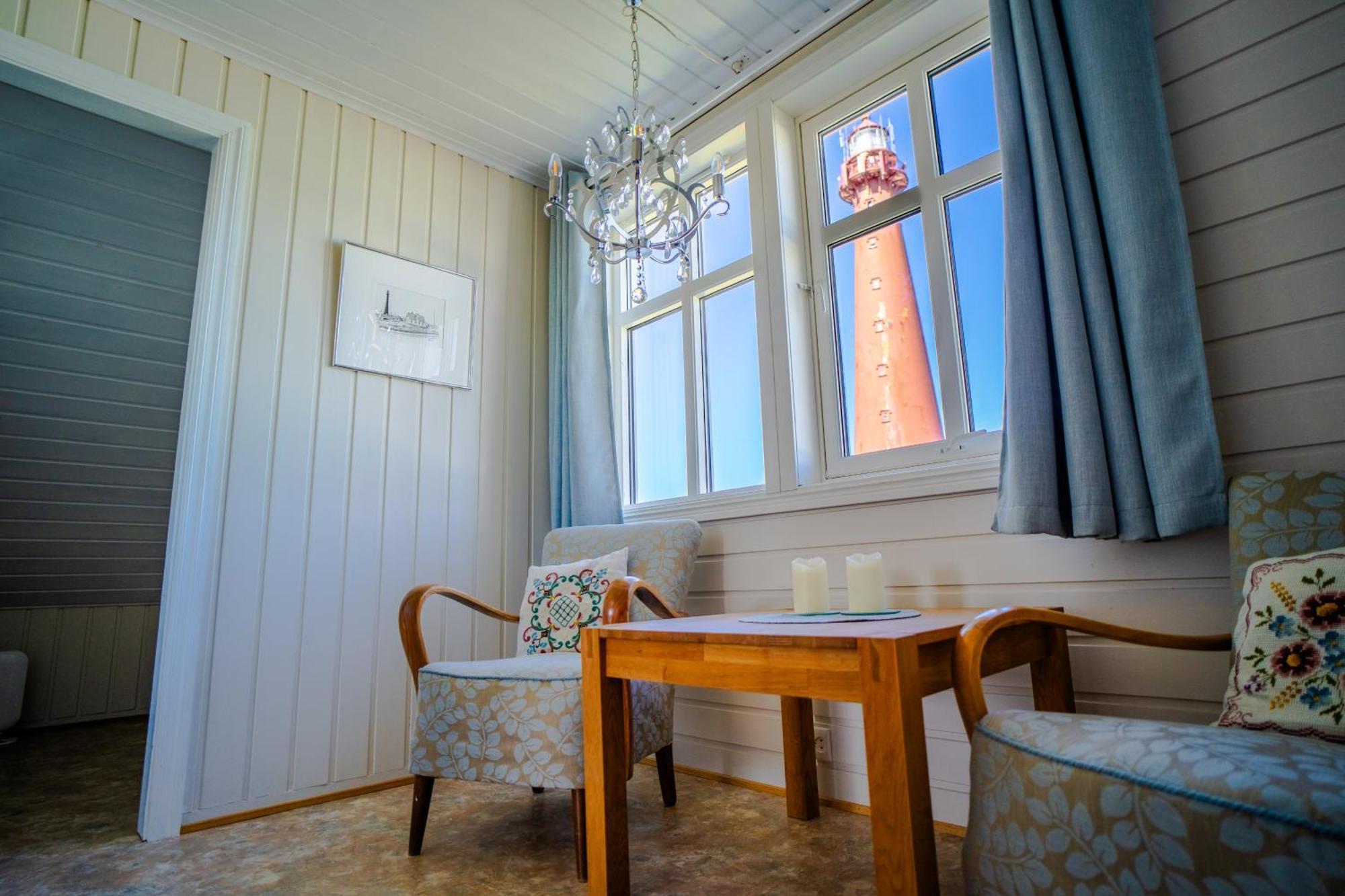 Den Gamle Fyrmesterboligen Andenes Buitenkant foto
